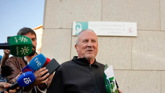 El alcalde de Fines, Rodrigo Sánchez, tras prestar declaración ante el Juzgado de Instrucción número1 de Almería El alcalde de Fines, Rodrigo Sánchez, tras prestar declaración ante el Juzgado de Instrucción número1 de Almería