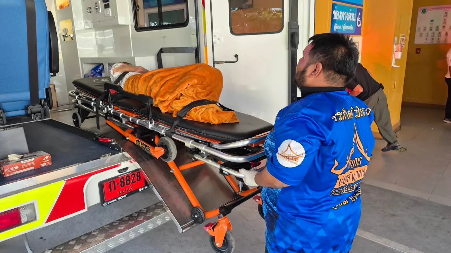 Mujer tailandesa hallada viva en un ataúd después de que la llevaran para ser incinerada Mujer tailandesa hallada viva en un ataúd después de que la llevaran para ser incinerada