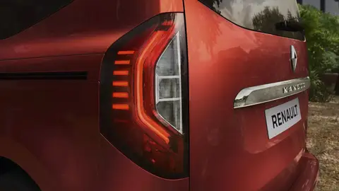 El secreto de los padres listos: Por qué esta furgoneta es el mejor coche familiar del mercado El secreto de los padres listos: Por qué esta furgoneta es el mejor coche familiar del mercado