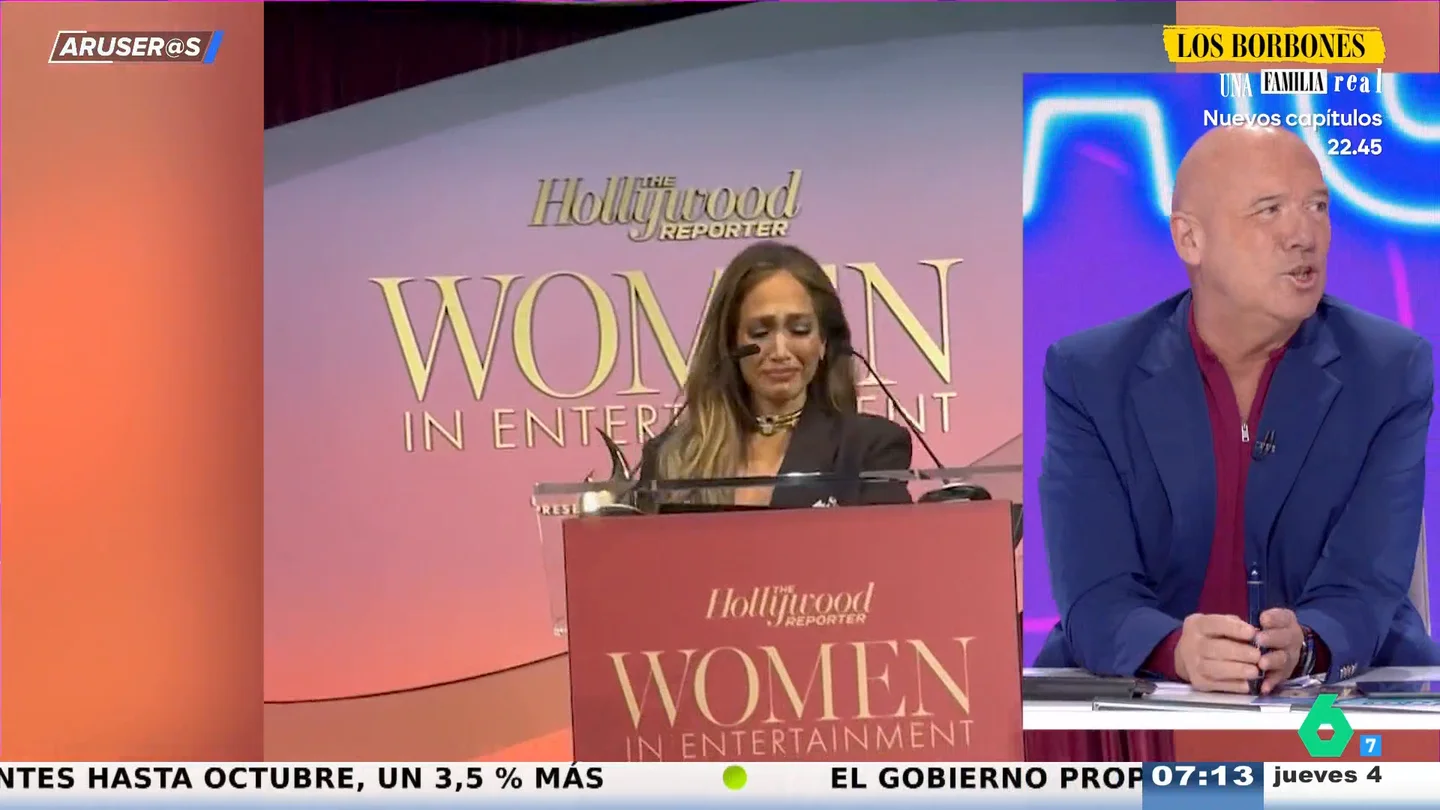 Alfonso Arús analiza el vídeo de Jennifer Lopez llorando mientras recoge un premio: "Pensaba que era la Preysler" Alfonso Arús analiza el vídeo de Jennifer Lopez llorando mientras recoge un premio: "Pensaba que era la Preysler"
