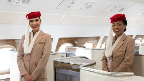 Azafatas de la aerolínea Emirates Azafatas de la aerolínea Emirates