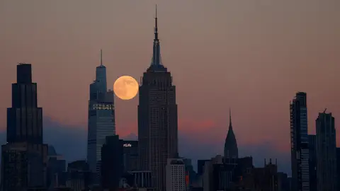 Superluna Fría en Nueva York Superluna Fría en Nueva York