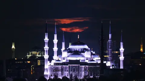Superluna Fría en Estambul Superluna Fría en Estambul