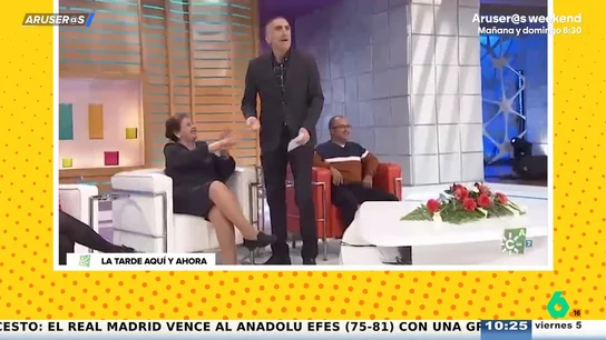 El divertido comentario de Juan y Medio a su invitada : "Acompáñame que te vas a la puñetera calle" El divertido comentario de Juan y Medio a su invitada : "Acompáñame que te vas a la puñetera calle"