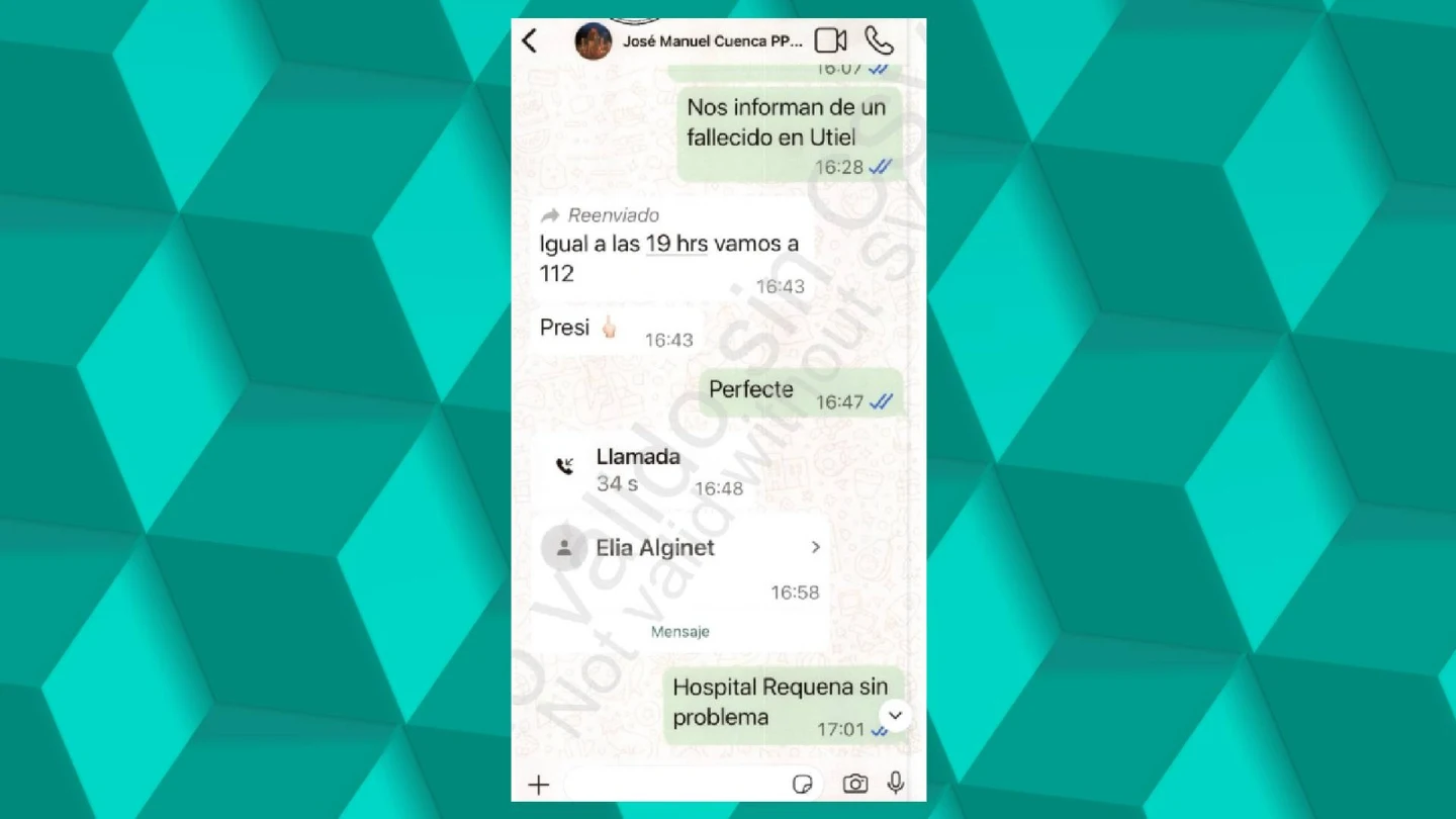 Mazón escribió desde 'El Ventorro' que "igual a las 19:00 h" se acercaba al CECOPI, pero llegó a las 20:28 horas Mazón escribió desde 'El Ventorro' que "igual a las 19:00 h" se acercaba al CECOPI, pero llegó a las 20:28 horas