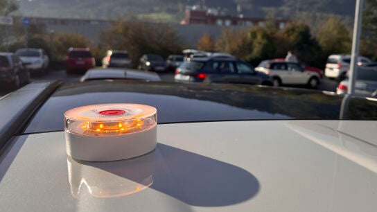 La baliza V-16 ser&aacute; obligatoria desde el 1 de enero.