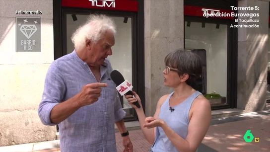 Los coches de lujo de un hombre de barrio rico: "Tiene uno para ir a la nieve y otro para la playa porque son diferentes usos" Los coches de lujo de un hombre de barrio rico: "Tiene uno para ir a la nieve y otro para la playa porque son diferentes usos"