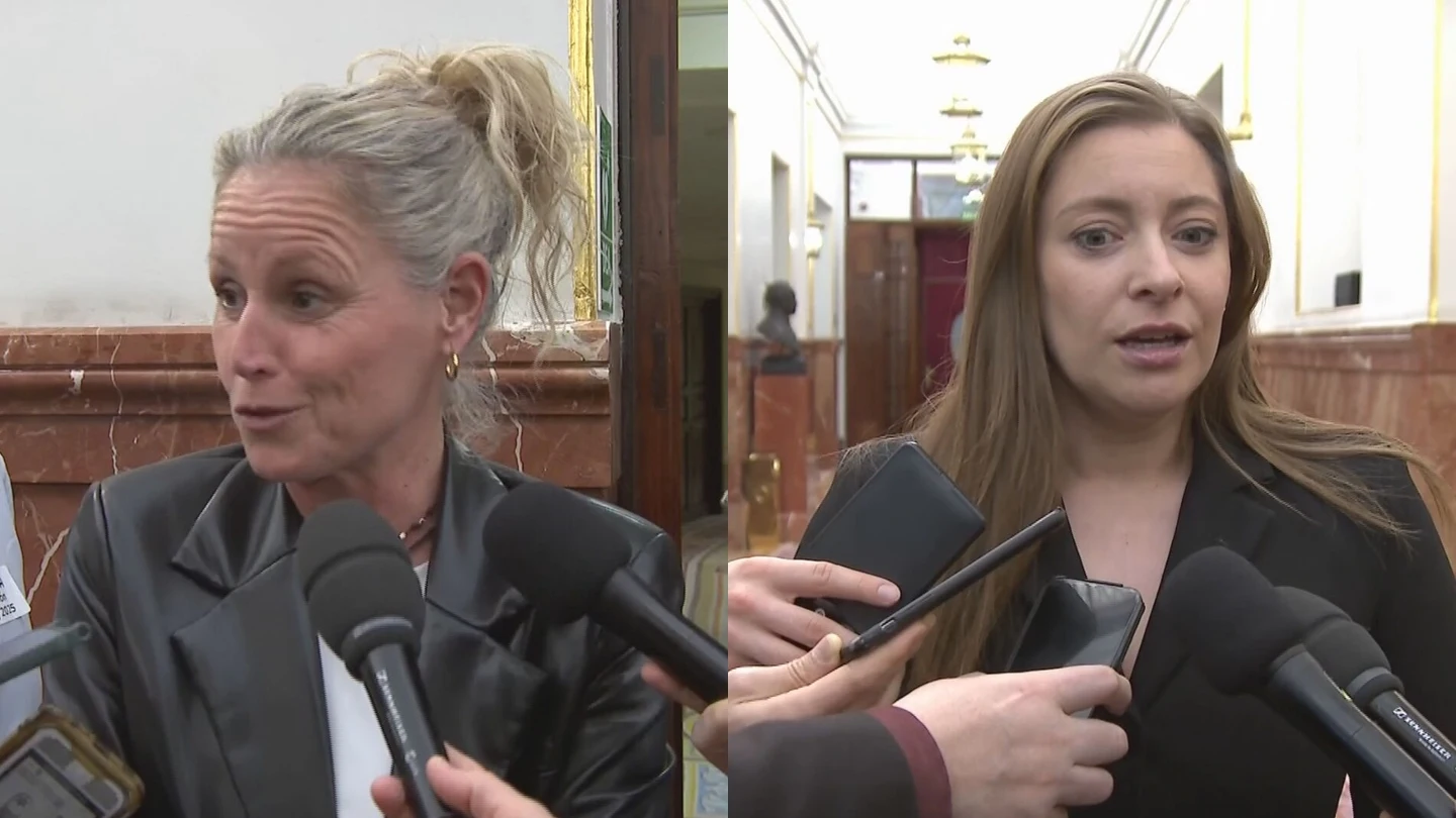 Las portavoces Montse Mínguez (PSOE) y Ester Muñoz (PP). Las portavoces Montse Mínguez (PSOE) y Ester Muñoz (PP).