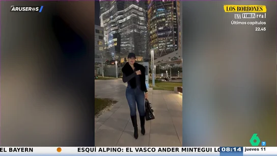 El vídeo de Georgina Rodríguez "presumiendo de anillo y glúteos" en Dubái: "Siempre está de espaldas" El vídeo de Georgina Rodríguez "presumiendo de anillo y glúteos" en Dubái: "Siempre está de espaldas"