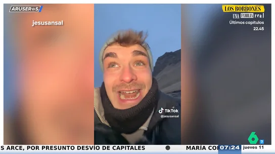 La playa más peligrosa del mundo indigna a un ‘influencer’: "No vale todo por un selfie, ¡se van a desnucar!" La playa más peligrosa del mundo indigna a un ‘influencer’: "No vale todo por un selfie, ¡se van a desnucar!"