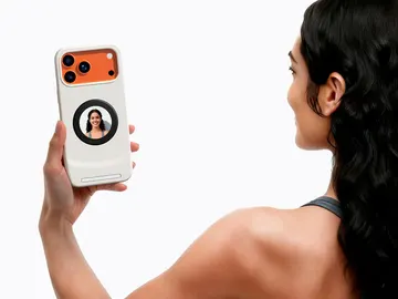 Selfixcase en acción con un iPhone 17 Pro Max Selfixcase en acción con un iPhone 17 Pro Max