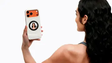 Selfixcase en acción con un iPhone 17 Pro Max Selfixcase en acción con un iPhone 17 Pro Max