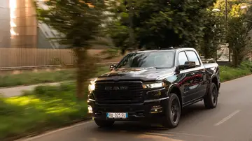 ¿Son tan peligrosas las pick-up? Según un estudio, por cada conductor que salvan, mueren 12 personas ¿Son tan peligrosas las pick-up? Según un estudio, por cada conductor que salvan, mueren 12 personas