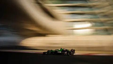 F1 - 2025 ABU DHABI POST-SEASON TEST 27 HULKENBERG Nico (ger), Stake F1 Team Kick C45, action during the 2025 Formula 1 Abu Dhabi post-season test on December 09, 2025 on the Yas Marina Circuit, in Abu Dhabi, United Arab Emirates - Photo / DPPI AFP7 09/12/2025 ONLY FOR USE IN SPAIN