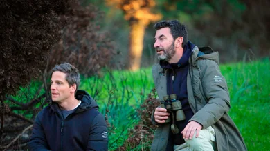 Arturo Valls con Gotzon Mantuliz en Cazadores de imágenes, el programa de laSexta. Arturo Valls con Gotzon Mantuliz en Cazadores de imágenes, el programa de laSexta.