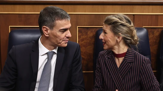 Pedro Sánchez y Yolanda Díaz en la sesión de control al Gobierno del 10 de diciembre. Pedro Sánchez y Yolanda Díaz en la sesión de control al Gobierno del 10 de diciembre.
