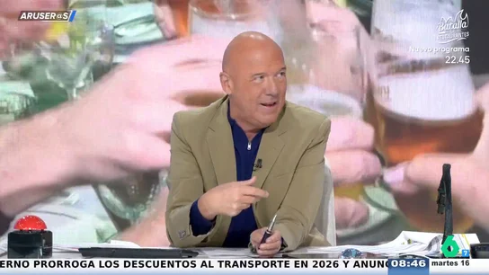 Alfonso Arús, tras conocer las claves para organizar una comida perfecta en casa: "Separar a los del PSOE y el PP con un florero en medio" Alfonso Arús, tras conocer las claves para organizar una comida perfecta en casa: "Separar a los del PSOE y el PP con un florero en medio"