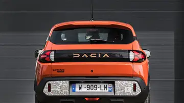 ¿El eléctrico más barato de España? El Dacia Spring se reinventa con más potencia y más autonomía ¿El eléctrico más barato de España? El Dacia Spring se reinventa con más potencia y más autonomía