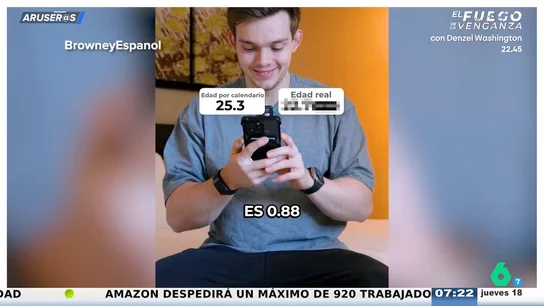 Un youtuber descubre que su edad "no es real" tras someterse a la prueba del hombre que dice que "nunca morirá" Un youtuber descubre que su edad "no es real" tras someterse a la prueba del hombre que dice que "nunca morirá"