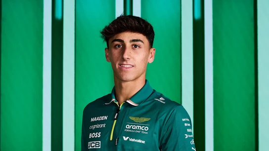 Mari Boya, nuevo piloto de la academia de Aston Martin Mari Boya, nuevo piloto de la academia de Aston Martin