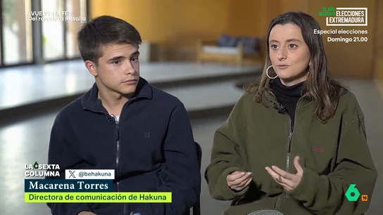 Una miembro de Hakuna explica cómo vivió el primer concierto del grupo: "Volví impactada" Hakuna es un movimiento religioso juvenil que se ha popularizado gracias, especialmente, a sus conciertos. A través de su música han logrado acercar la religión católica a muchos jóvenes.