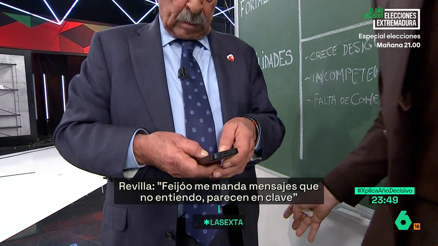Revilla, sobre los mensajes de Feijóo Revilla, sobre los mensajes de Feijóo