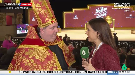 Alfonso Arús conecta en directo con el Obispo en el Teatro Real de Madrid: "Mucho cuidado, que después salimos en los zapping" Alfonso Arús conecta en directo con el Obispo en el Teatro Real de Madrid: "Mucho cuidado, que después salimos en los zapping"