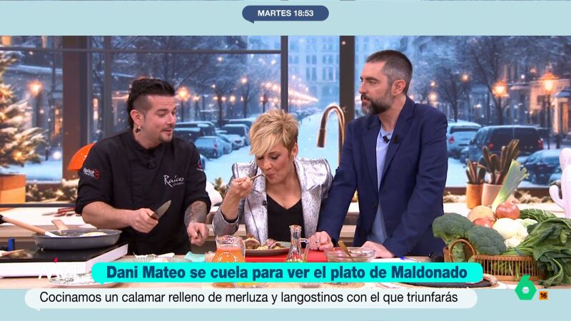 Dani Mateo manda un mensaje a Iñaki López al probar el plato de Maldonado: "Cómo siento que estés tan vago y no estés aquí" Dani Mateo manda un mensaje a Iñaki López al probar el plato de Maldonado: "Cómo siento que estés tan vago y no estés aquí"