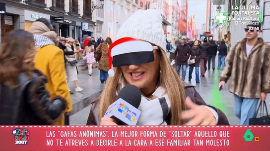 gafas anónimas zapeando gafas anónimas zapeando