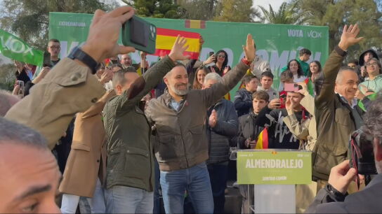Santiago Abascal en un acto de Vox en Almendralejo.