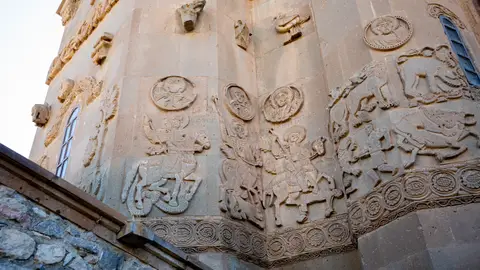 Detalle de los relieves de la iglesia de Akdamar Detalle de los relieves de la iglesia de Akdamar