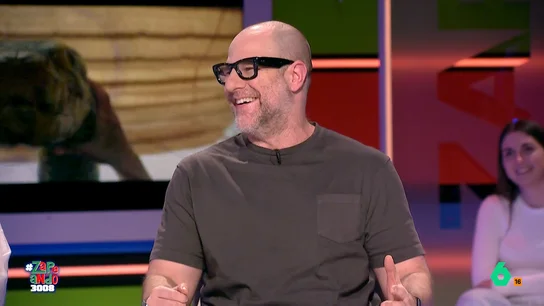 Alberto Rey da tres 'Albertitos' a 'Anaconda', la película que se ríe del film original de Jennifer López, en vídeo Este viernes llega a los cines 'Anaconda', un homenaje muy particular de la película de los 90 con el mismo nombre, protagonizado por la popular cantante neoyorquina. Descubre el análisis del periodista en el vídeo principal.