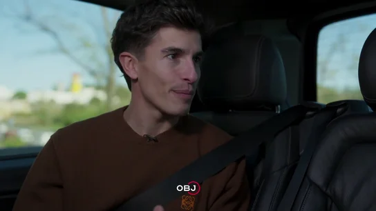 Los "rituales" de Marc Márquez para cada carrera: desde un calzoncillo rojo a ponerse el casco en el mismo segundo Los "rituales" de Marc Márquez para cada carrera: desde un calzoncillo rojo a ponerse el casco en el mismo segundo