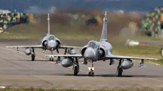 Aviones de combate Mirage 2000 de la Fuerza Aérea de Taiwán se preparan para despegar en una base aérea en Hsinchu, Taiwán, el 29 de diciembre de 2025 Aviones de combate Mirage 2000 de la Fuerza Aérea de Taiwán se preparan para despegar en una base aérea en Hsinchu, Taiwán, el 29 de diciembre de 2025