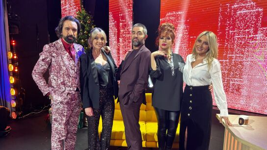 Miguel Lago, Anna Simón, Dani Mateo, Yurena y Berta Collado en '¡Feliz 20 Años Neox!'.