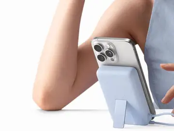 Xiaomi lanza en España una powerbank con carga inalámbrica y que sirve de base Xiaomi lanza en España una powerbank con carga inalámbrica y que sirve de base