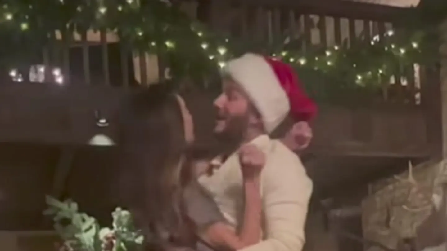 El romántico vídeo de David Beckham y Victoria Beckham bailando en Navidad El romántico vídeo de David Beckham y Victoria Beckham bailando en Navidad