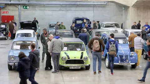 Car Garage AutoJumble Car Garage AutoJumble