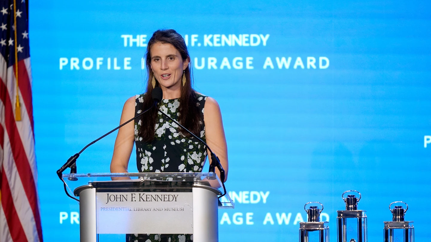 Tatiana Schlossberg, nieta de John F. Kennedy Tatiana Schlossberg, nieta de John F. Kennedy