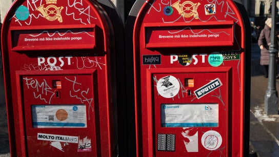 Dos buzones en Copenhague, Dinamarca