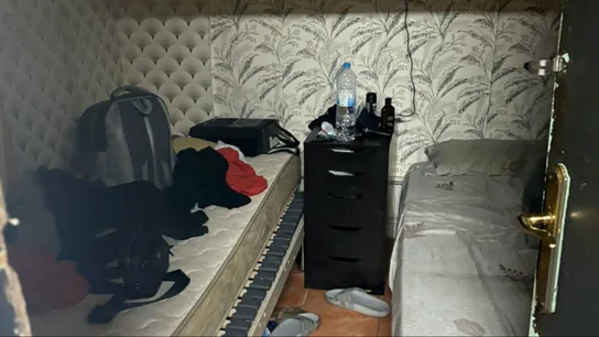 Imagen de la habitación donde el jefe tenía recluido al trabajador en Lliçà d'Amunt (Barcelona) Imagen de la habitación donde el jefe tenía recluido al trabajador en Lliçà d'Amunt (Barcelona)