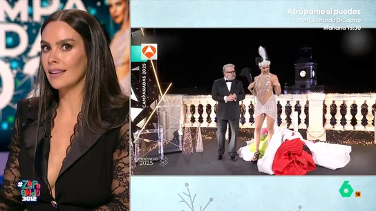 Cristina Pedroche explica cómo idearon su vestido de Campanadas: "Lo que sobra, a ver cómo lo ponemos para que quede elegante" Cristina Pedroche desvela en este vídeo cómo fue dando forma junto a Josie a su vestido para estas Campanadas y se muestra satisfecha con el resultado: "Me siento guerrera, como con fuerza, como quiero empezar el año".