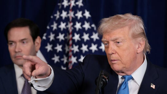 Donald Trump junto a Marco Rubio. 