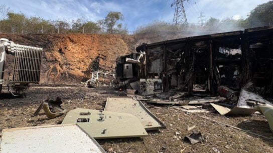 Fotograf&iacute;a que muestra los da&ntilde;os en el Complejo Militar Fuerte Tiuna tras el ataque de Estados Unidos