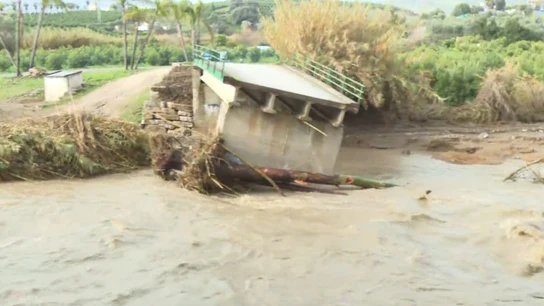 Puente derrumbado en Coín. Puente derrumbado en Coín.