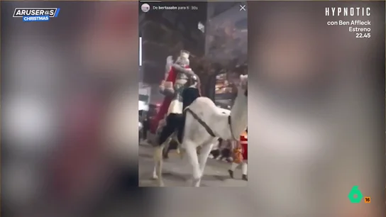 Los mejores "gambazos" de la Cabalgata de Reyes Magos, recopilados en Aruser@s Los mejores "gambazos" de la Cabalgata de Reyes Magos, recopilados en Aruser@s