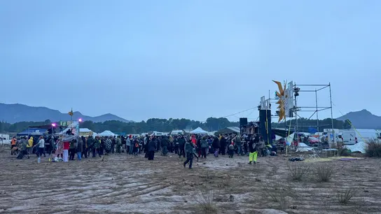Rave ilegal en el embalse del Cenajo (Albacete) Rave ilegal en el embalse del Cenajo (Albacete)