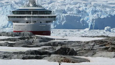 Crucero de expedición en la Antártida Crucero de expedición en la Antártida