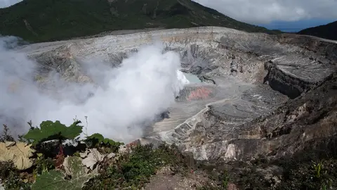 Volcán Poas. Costa Rica Volcán Poas. Costa Rica
