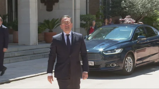 José Manuel Albares. José Manuel Albares.